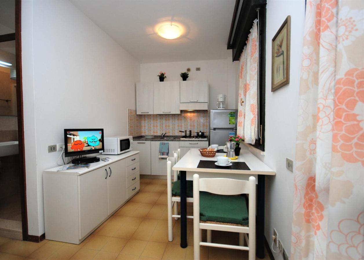 Residenza La Meridiana 利尼亚诺萨比亚多罗 外观 照片